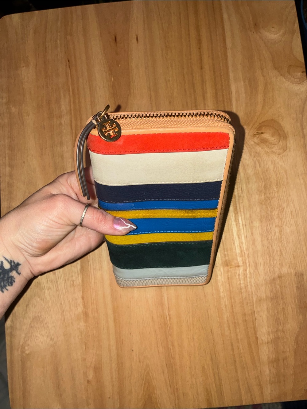 Tory Burch Multicolor Striped Zip Wallet with Gold Logo Charm - Picture 5 of 11